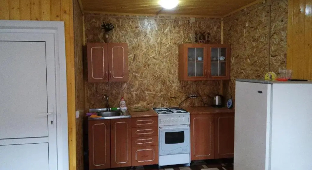 Guesthouse V Sosnovom Boru, Prenota Affittacamere Hotel a Repubblica dell'Altaj con parcheggio, Parcheggio