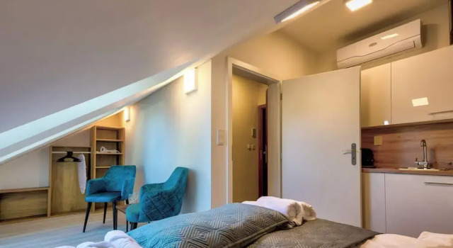 Prague Urban Apartments 48, Забронировать Апартаменты/квартира Отели Праги с парковкой, рядом с И. П. Павлова, Парковка