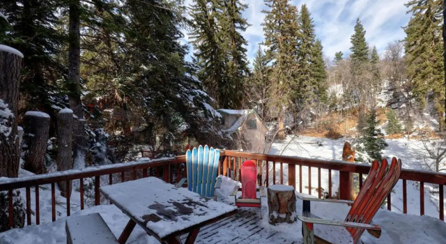 Hytte Hideaway Above The Stream