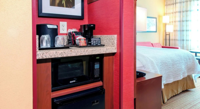 Двухместный люкс Courtyard by Marriott Miami Homestead