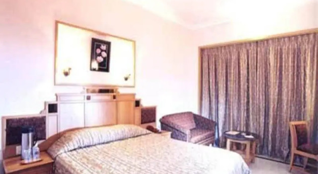Vista Rooms At Airport, Забронировать Отель Отели штата Раджастхана с парковкой, Парковка