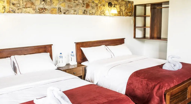 Coffee Lodge Cristal Glamping & Spa, Book Campground Hotels in Mindo with Parking, Parking