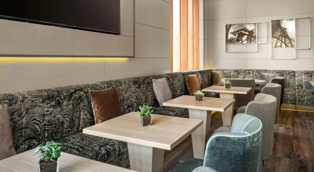 AC Hotel Ponferrada by Marriott, Забронировать Отель Понферрада El Bierzo, рядом с Bergidum Theatre