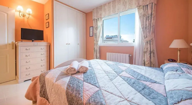 Anna Apartment In Front Of The Beach (R78), Забронировать Апартаменты/квартира Калафель El Baix Penedès