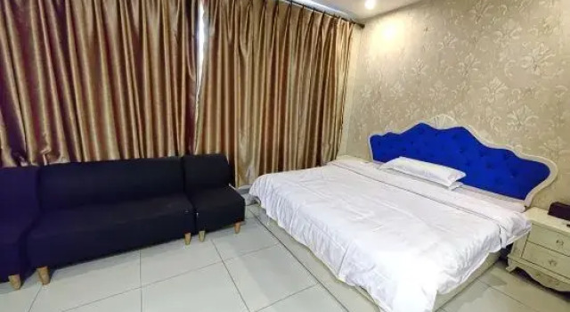 Люкс Superior Ganzhou Likai Hotel (Yugutai Ancient City Wall)