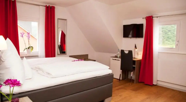 Hotel Vintage am Bundesbank Bunker, Book Hotel Cond Rheinland-Pfalz