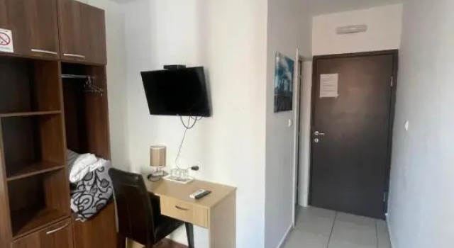 Двухместный номер Standard Apartments and Rooms L E F T RIVER Belgrade