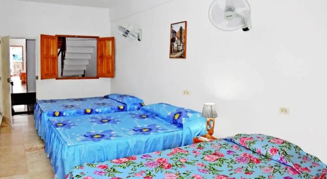 Hostal Cabriales, Rezervovat Hotel Hotely v Sancti Spiritus se snídaní, Snídaně