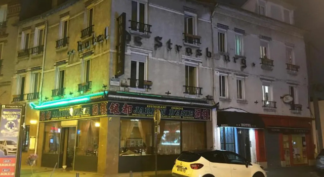 Hotel De Strasbourg, Забронировать Отель Отели в центре Оне-су-Буа, в центре