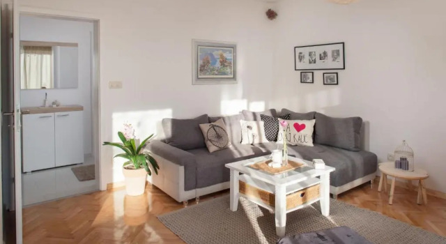 Apartment Kairos, Rezerwuj Apartament Hotele w Split-Dalmatia County z parkingiem, Parking