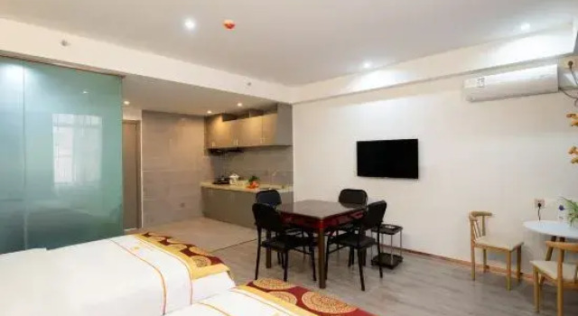 Люкс Business Kunming Haolong Business Hotel