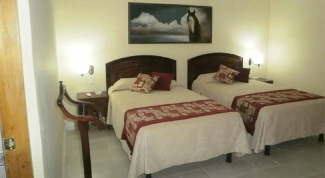 Hotel E Caballeriza, Réserver Hôtel Holguín Holguín Province