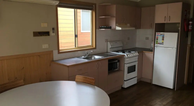 Семейная вилла с балконом Canberra Carotel Motel