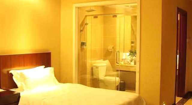 Yangjiang Poli Holiday Hotel (Jiangcheng Yueyun Bus Terminal), Boek Hotel Hotels in Guangdong met parkeren, Parkeren