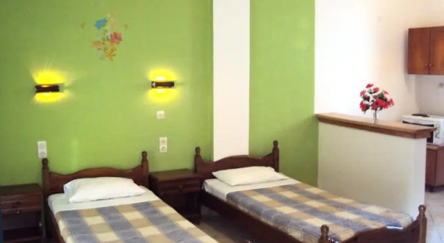 Номер Standard с видом на бассейн Kavos Panorama Hotel