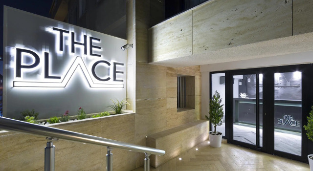 The Place Hotel, Varaa Huoneisto Hotellit Marmara-alue pysäköinnillä, Pysäköinti