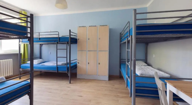 Кровать в общем номере Patio Hostel