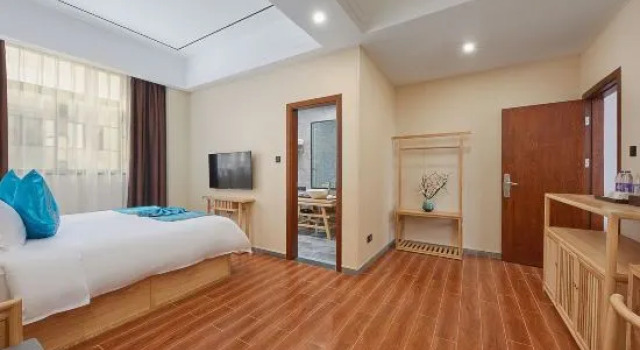 Семейный люкс с видом на сад Perch Lake Hotel