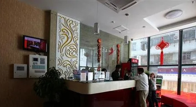 Fairyland Hotel Shifu Street - Kunming, Prenota Hotel Wuhua District Kunming