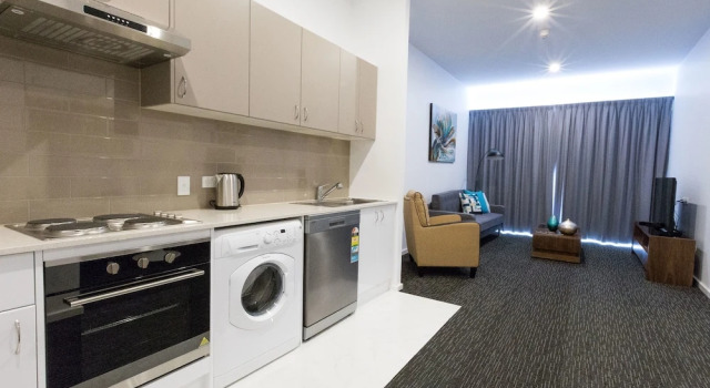 Апартаменты Executive c 1 комнатой с балконом The Palms Apartments