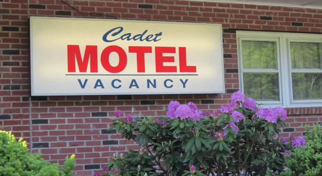 Cadet Motel, Book Motel Milton New York State