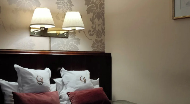 Номер Economy Grand Hotel