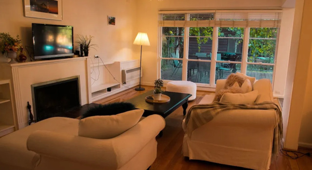 Inner Melbourne Luxury Holiday House, Book Hotel Melbourne 