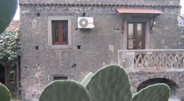Paneferrara, Book Hotel Castiglione di Sicilia 