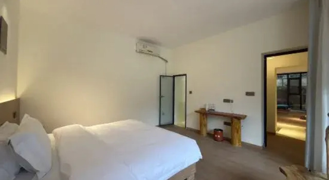 Люкс с 2 комнатами с видом на горы YINGYU hot spring inn