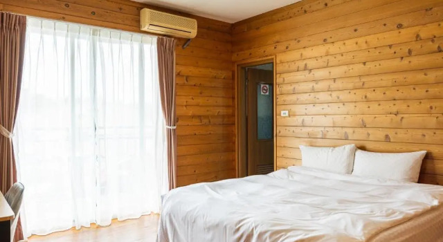 Двухместный номер Standard с видом на горы Bishui Shanju Lakeside B&B