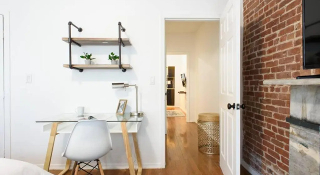 454-3w Prime Location 2BR Newly Furnished Sleeps 5, Забронировать Отель Мидтаун-Уэст Нью-Йорк, рядом с Театр «Лант-Фонтэнн»