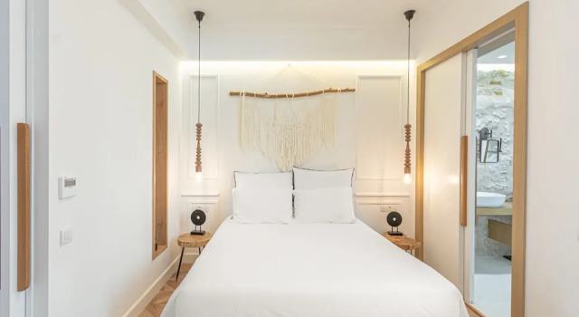 Апартаменты с балконом Chandakos 8 Design Apts