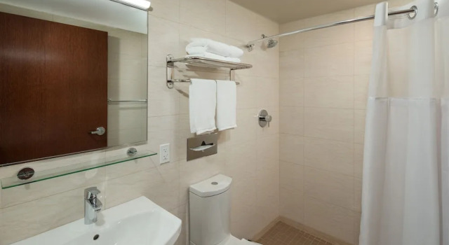 Четырёхместный номер Standard Jaslin Hotel
