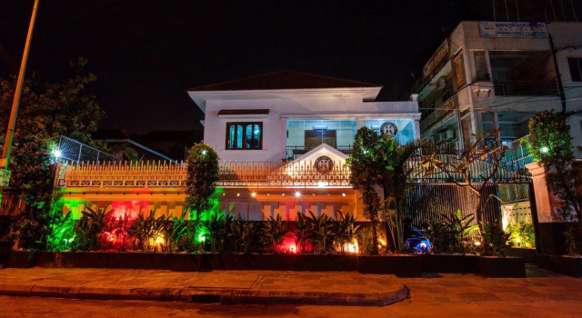 Lovely Jubbly Villa - Hostel
