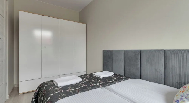 Mostek 2101 PinkGray by Grand Apartments