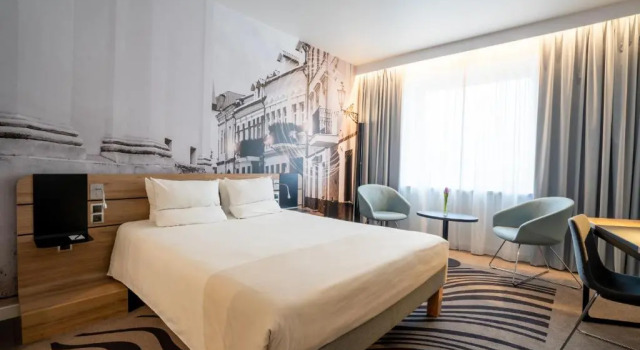 Двухместный номер Superior Novotel Vilnius Centre