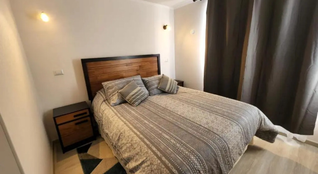 hermoso departamento sector cuatro esquinas, Rezerwuj Hotel Hotele w La Serena z basenem, Basen