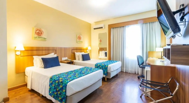Двухместный номер Deluxe Hotel Golden Park Uberlandia By Nacional Inn