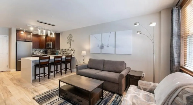 Premium Unit 1307 - 1 Bedroom - Zephyr Mountain 1 Condo