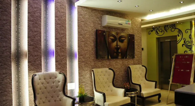 Hotel Taksh Inn, Забронировать Отель Отели Нью-Дели с завтраком, Завтраки