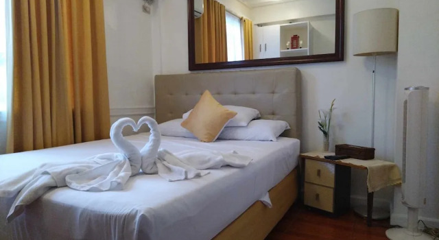 Двухместный номер Standard Makati Riverside Inn