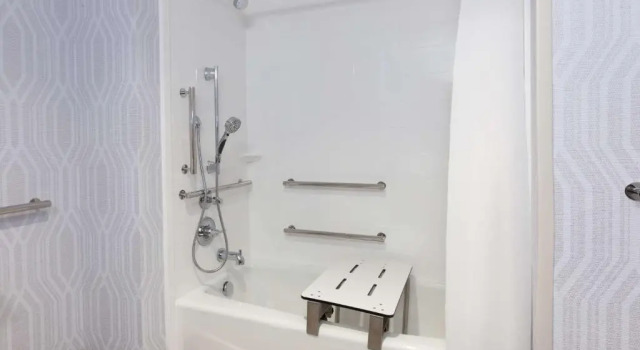 Номер Standard Hampton Inn & Suites Bloomfield Hills Detroit