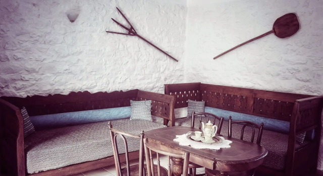Гостевой дом Lithos Stone Suites