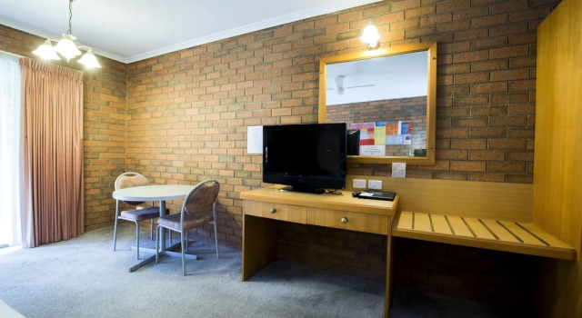 Двухместный люкс Standard c 1 комнатой Sportslander Motor Inn