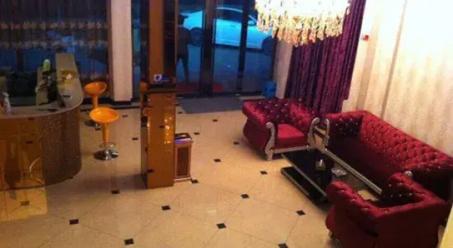 Junyu Business Hotel, Prenota Hotel Huzhou Zhejiang