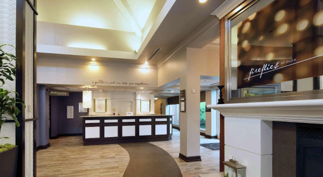 Hilton Garden Inn Auburn Riverwatch, Rezerwuj Hotel Hotele w New England z basenem, Basen