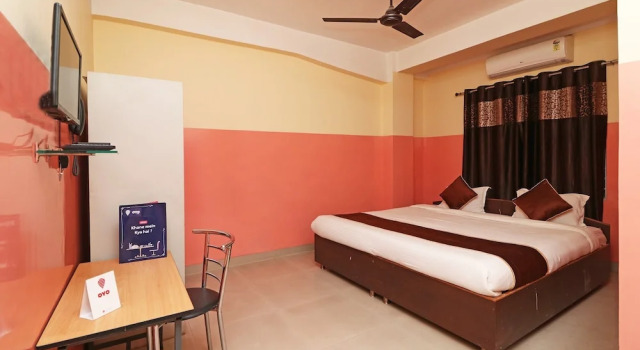 Двухместный номер Standard Hotel O Prabha Palace Lodge