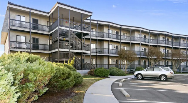 Robins Lane 18 North Shores by Long & Foster, Buchen Sie Hotel North Shores USA