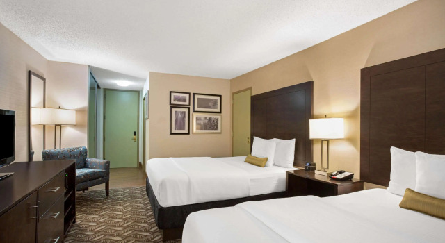 La Quinta by Wyndham Springfield, 预订 酒店 斯普林菲尔德 马萨诸塞州