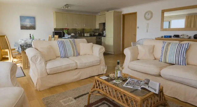 25 Burgh Island Causeway, Book Hotel Bigbury-on-Sea Devon